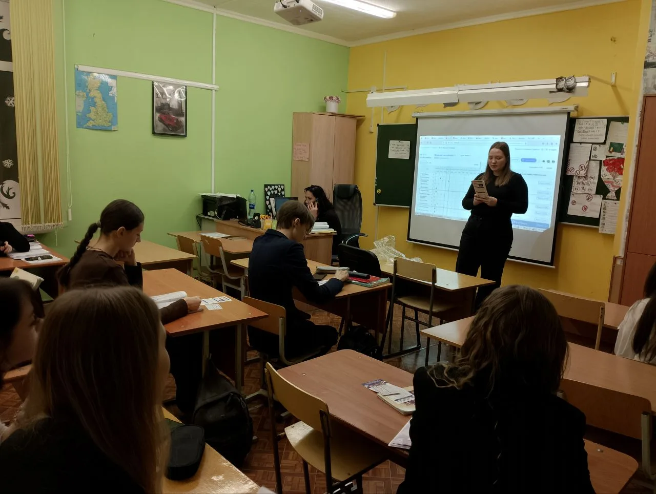 Нашу Гимназию посетил представитель БОПУ ОО &amp;quot;Сибирского профессионального колледжа&amp;quot;.