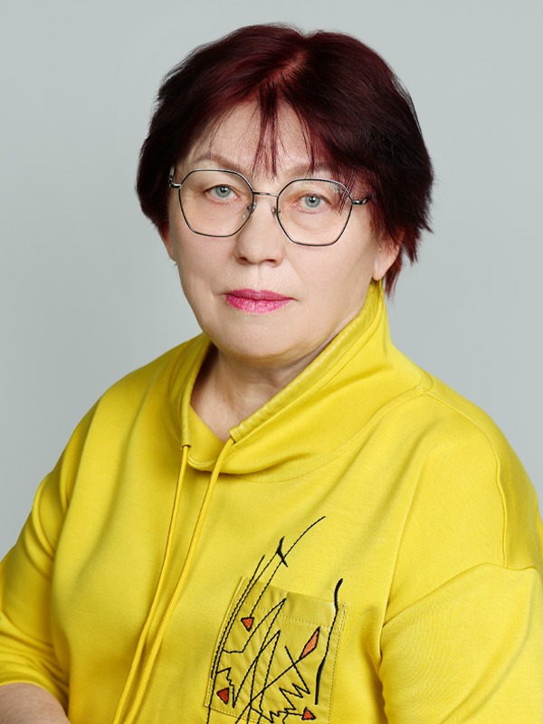 Попова Мария Николаевна.